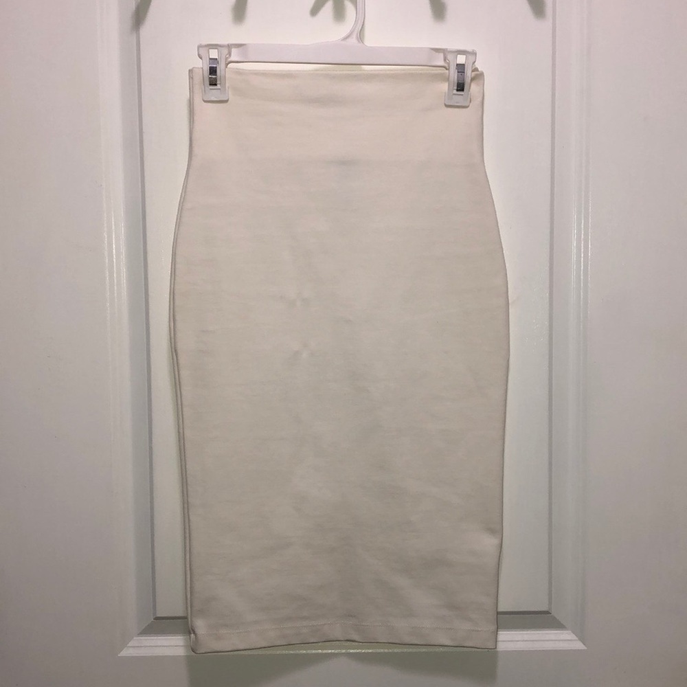With Tags NEW White Bodycon Pencil Skirt
